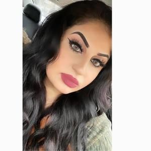 Meet your Posher, Fida